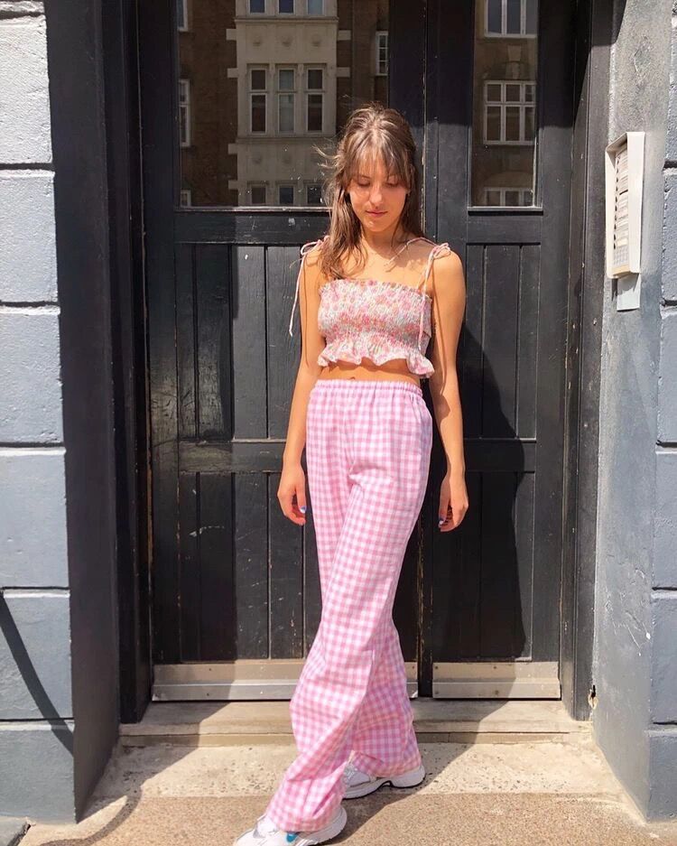 腰粗短上衣怎么搭配,腰细胯宽腿粗的女生怎么搭配衣服