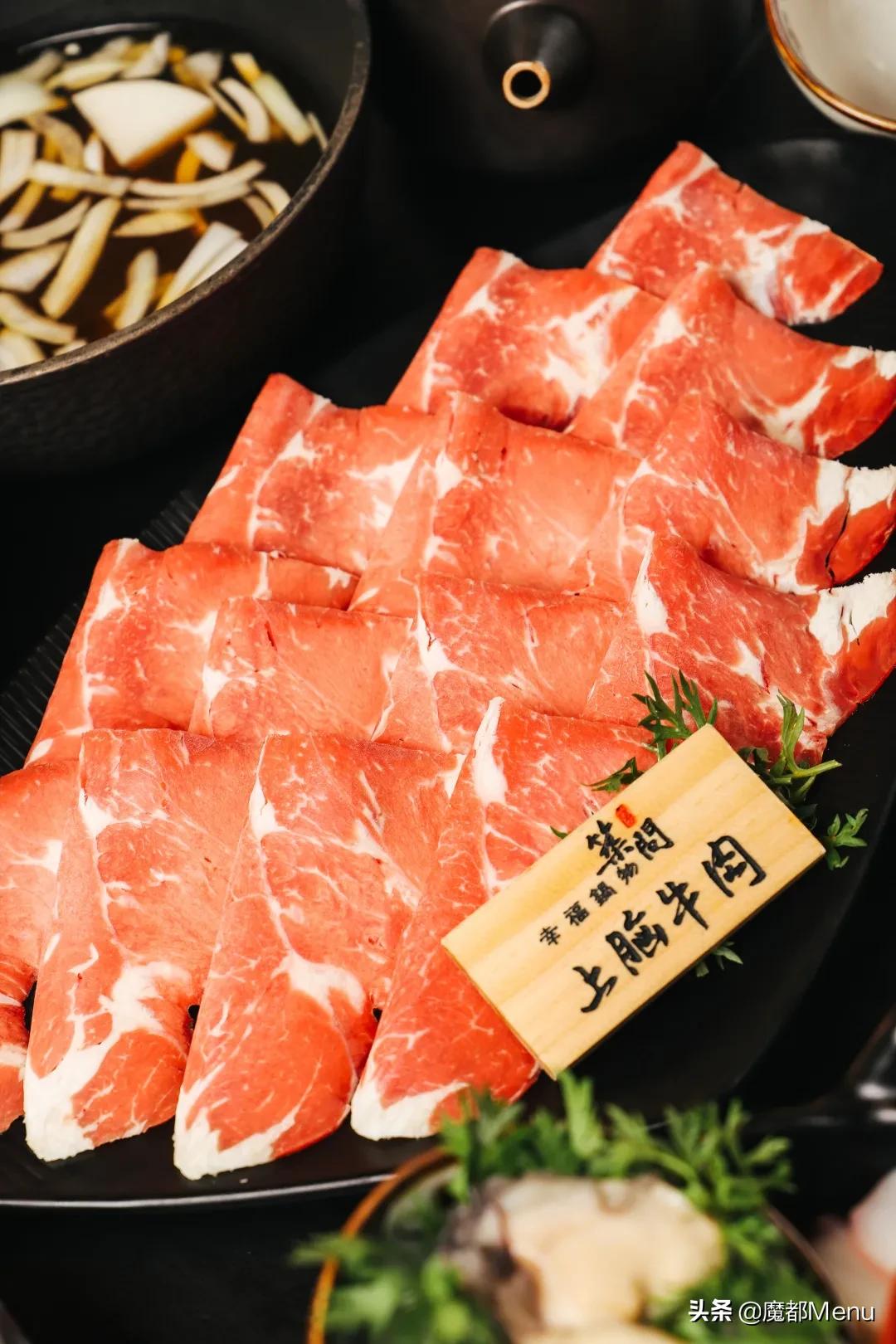 把台式锅物带来魔都，将温暖与美味传递给来到这里的客人