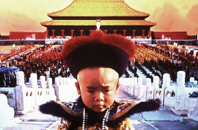 跪立是什么礼仪,成人礼跪拜是单膝跪还是双膝跪