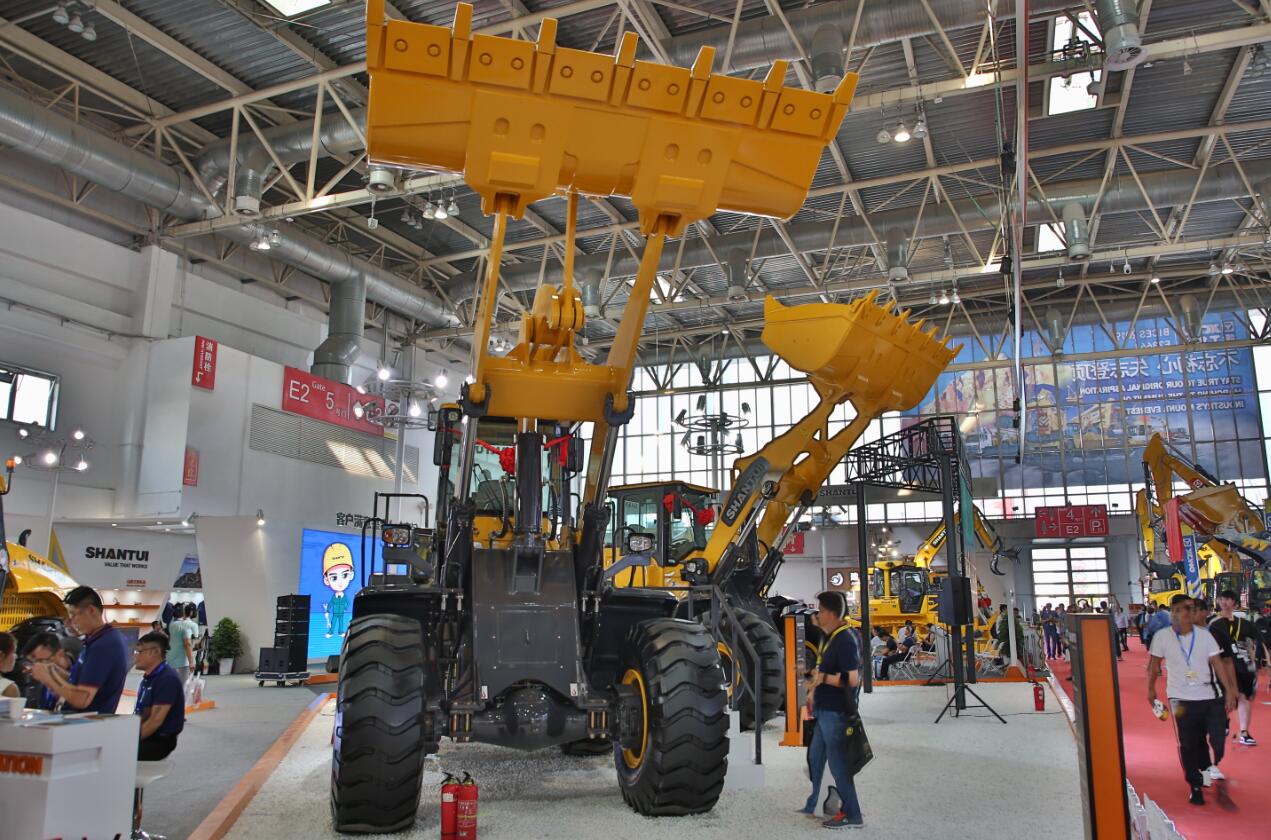 最新款山推装载机,新款山推装载机