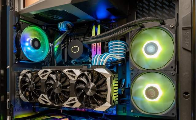 一体水冷主机和分体水冷主机区别,水冷主机好和普通的有什么区别