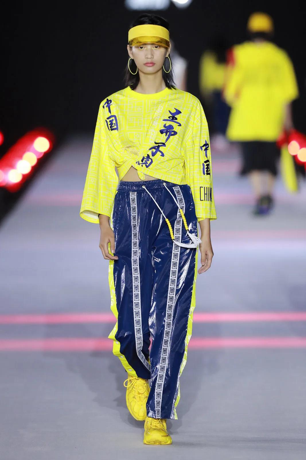 安踏争议广告,安踏广告不走寻常路