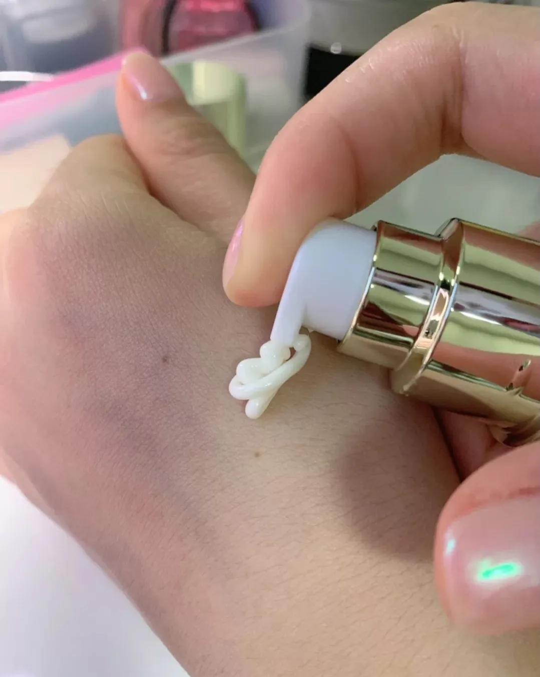 推荐几款最好用的美白精华,美白精华计划