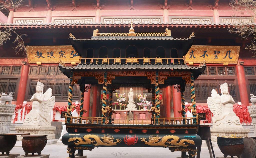 河南好多寺庙,河南嵩山免费寺庙景点