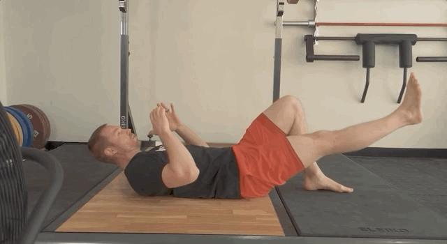 深蹲后膝盖疼还能继续锻炼吗,跑步后深蹲膝盖疼的恢复方法