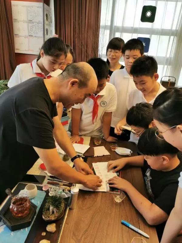 打造人才集聚强磁场,教育人才高地