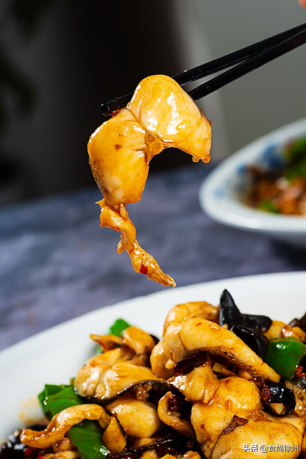 滚烫，火辣，江湖气！当武汉的馆子来到徐州，这座城的灵魂也来了