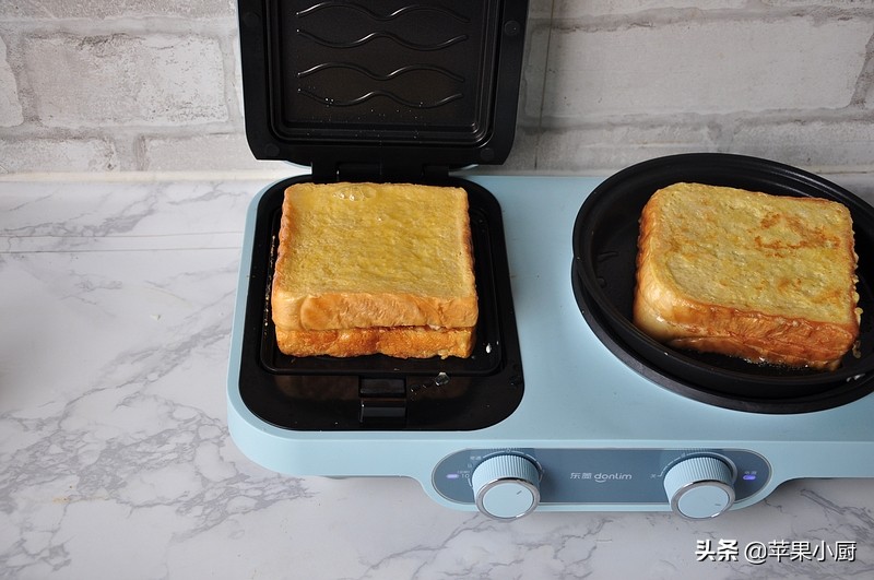 早餐不加鸡蛋怎么做好吃又简单,做煎鸡蛋吐司的三种方法