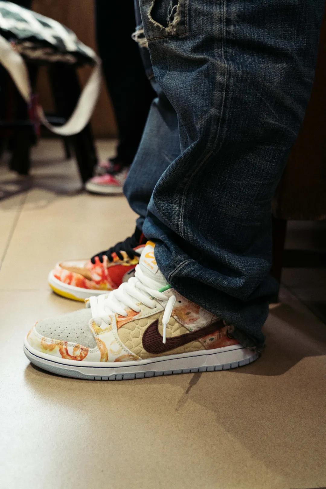 从台前到幕后，四位业内人士带你解析这双食神DunkSB