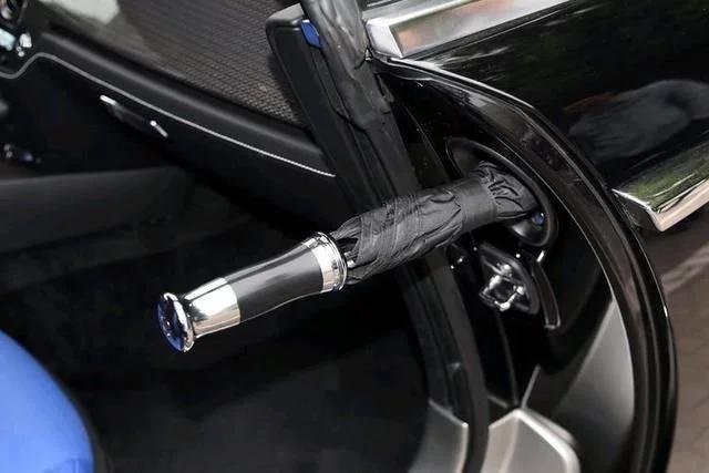 劳斯莱斯雨伞1000元一小时,劳斯莱斯雨伞能卖多少