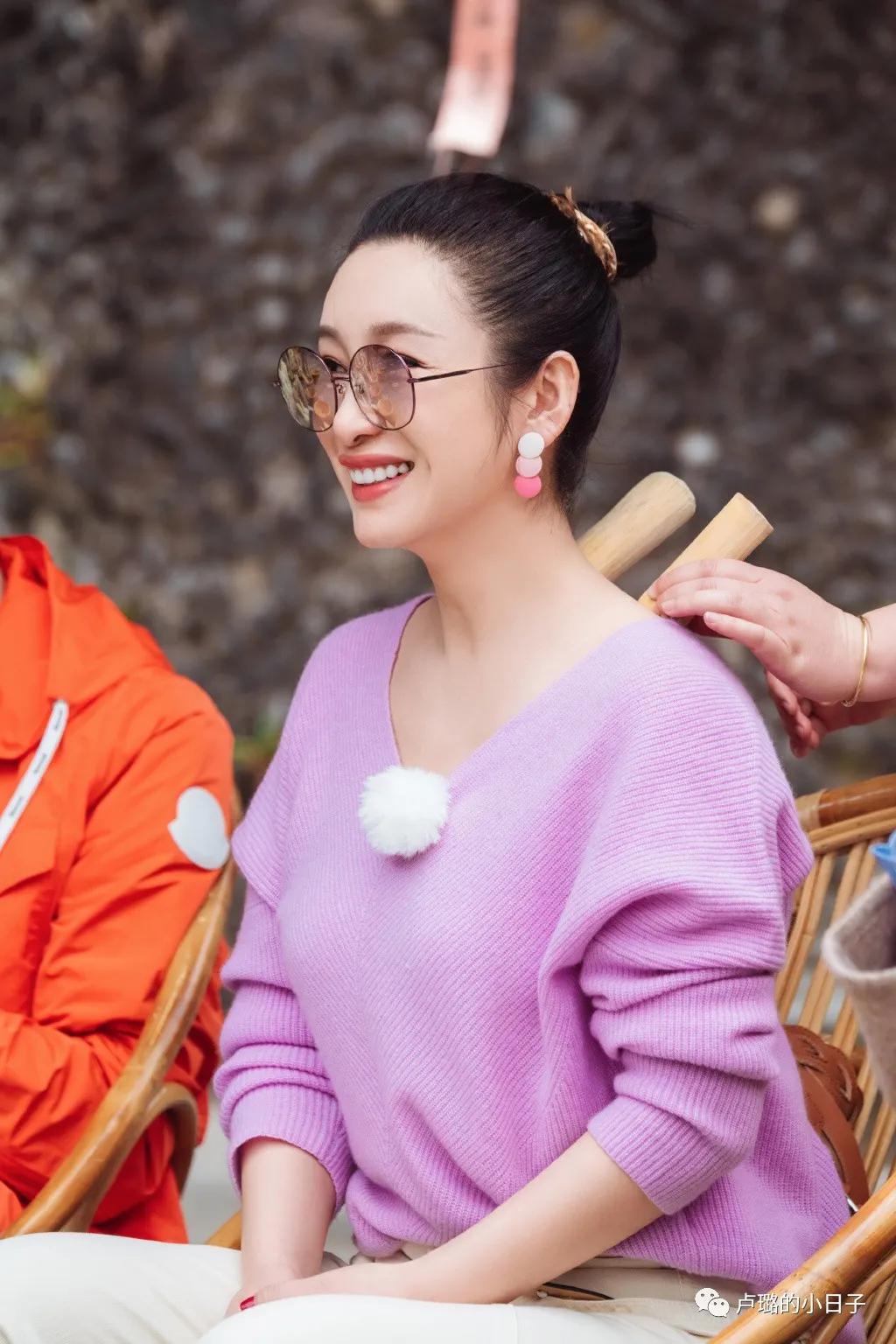 被秦海璐穿过的那些牌子,简直就是中年姐姐穿搭的模版