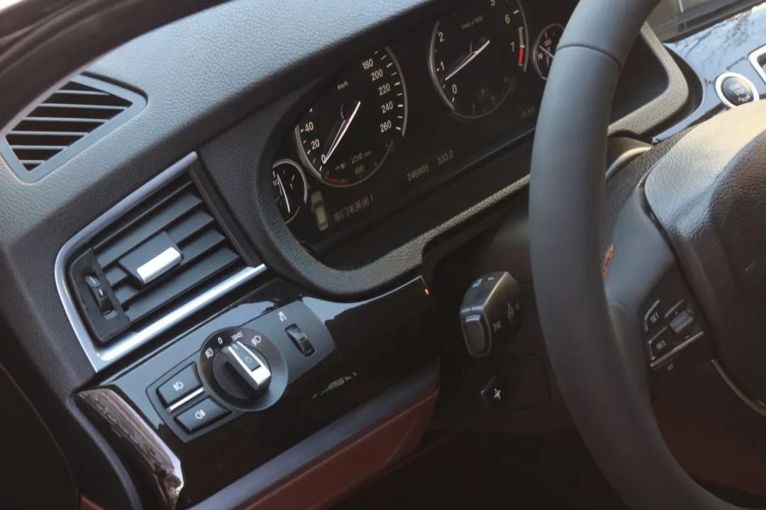 怪兽修车：翻新一辆11年破烂不堪的宝马GT，车况不忍直视