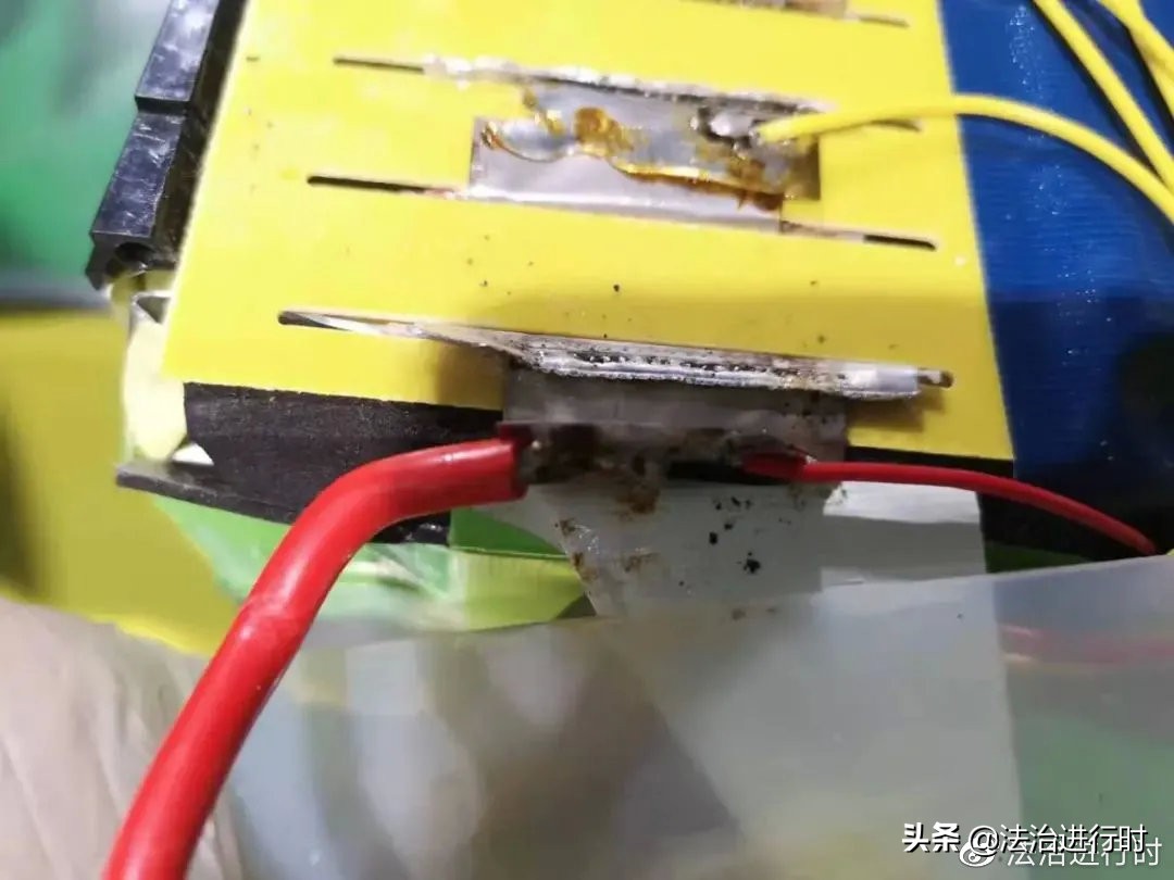 电动自行车电池48v53安违法,电动自行车充电桩乱象调查