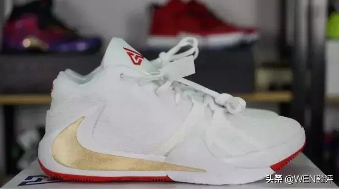 什么篮球鞋有支撑防滑抗扭,重心低的篮球鞋不容易崴脚吗