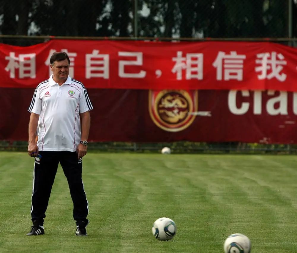 中国和泰国足球哪个好,中国和泰国足球哪个厉害