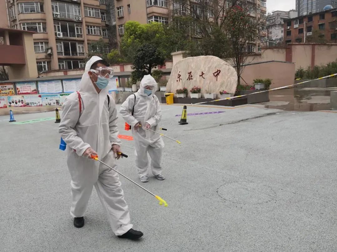 期待神兽早日开学的图片,开学首日迎接神兽归笼