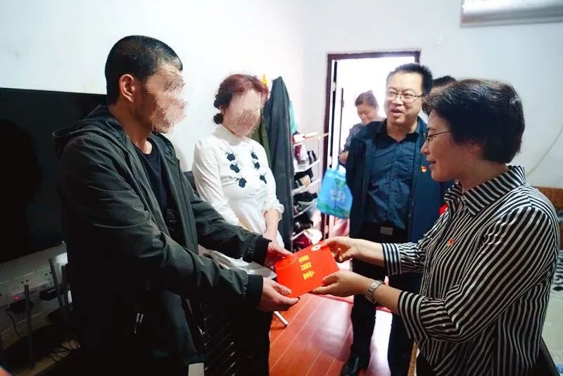 荣获大奖的朗诵,荣获大奖的绘本