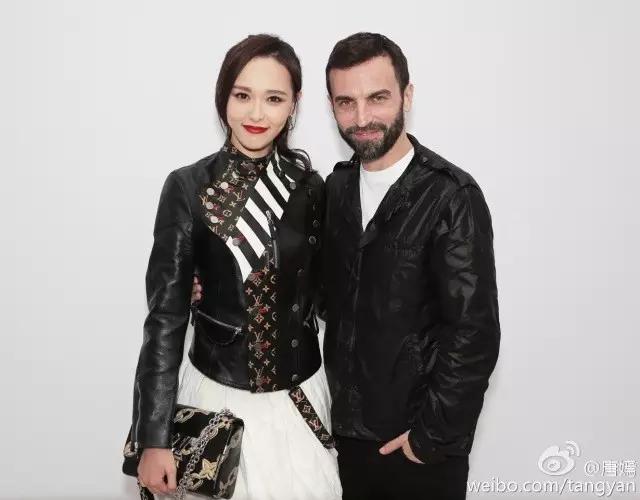 唐嫣▏包品一路在线