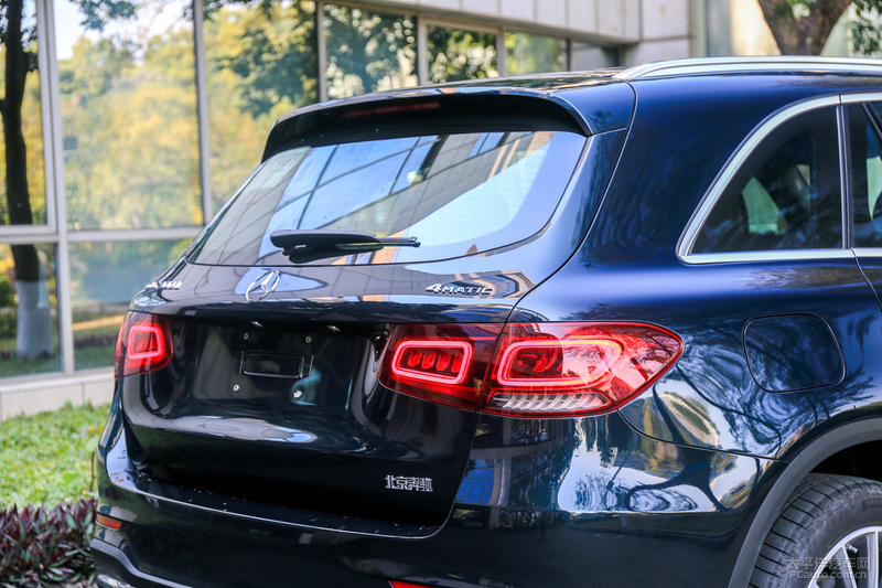 glc300l2021款和2020款的区别,2016款奔驰glc300豪华测试