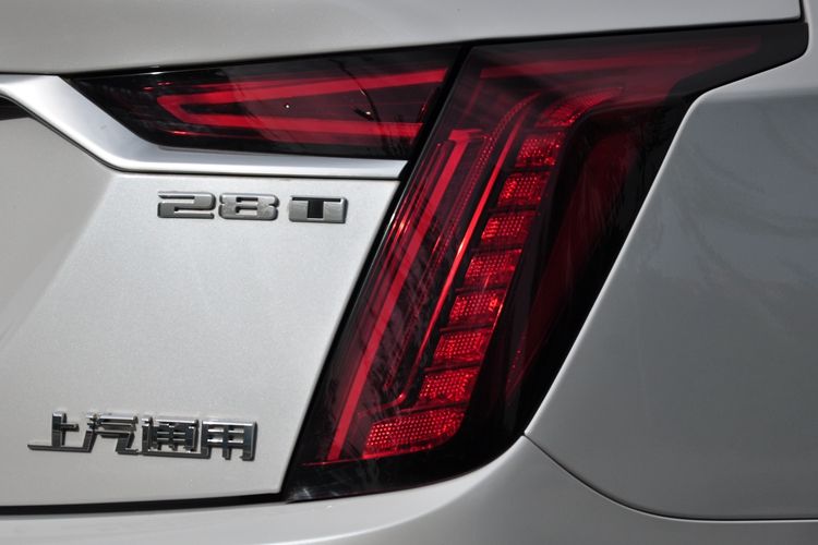 凯迪拉克ct6试驾19款视频麋鹿测试,2022款凯迪拉克ct6试驾视频