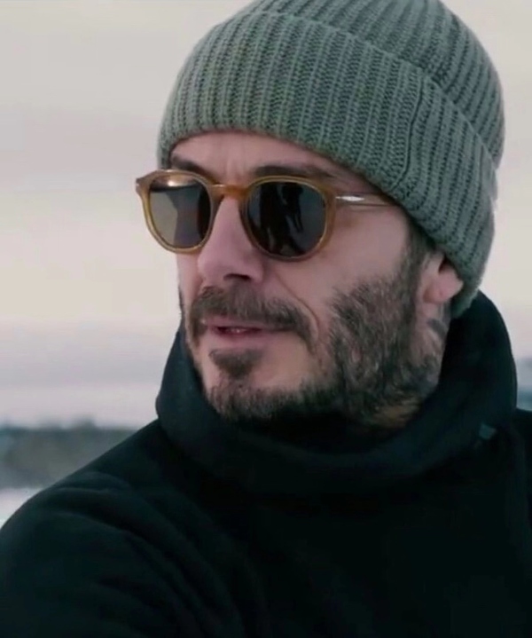 贝克汉姆帅气穿搭图文,贝克汉姆的穿搭风格