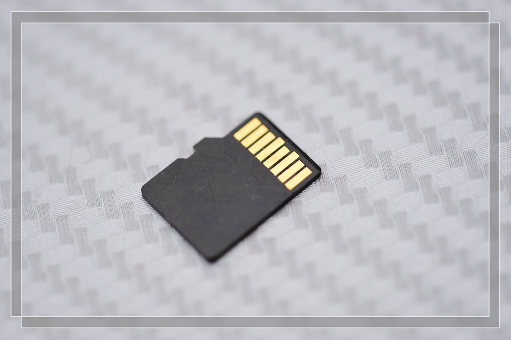 手头这多卡—到底哪款TF卡才值得购买?