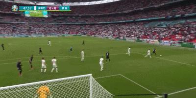 足球变成了22个人散步,最后英格兰闷死德国的运动