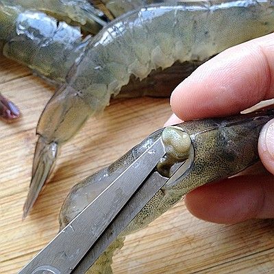 虎皮虾的正确处理方法,虾的正确处理方法和做法视频