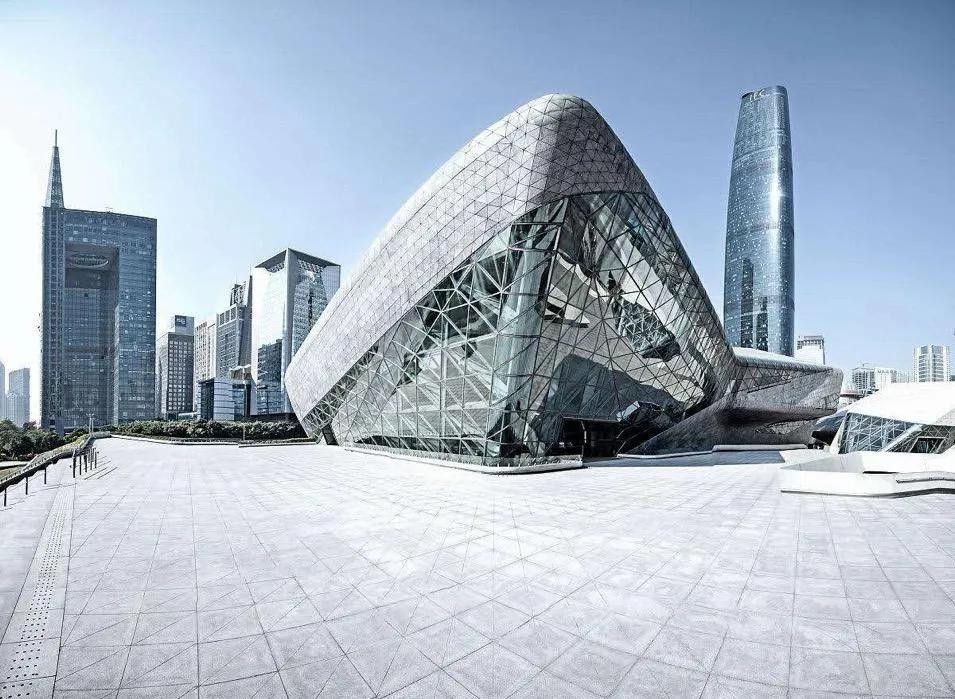 建筑设计师扎哈·哈迪德,扎哈哈迪德设计的中国建筑