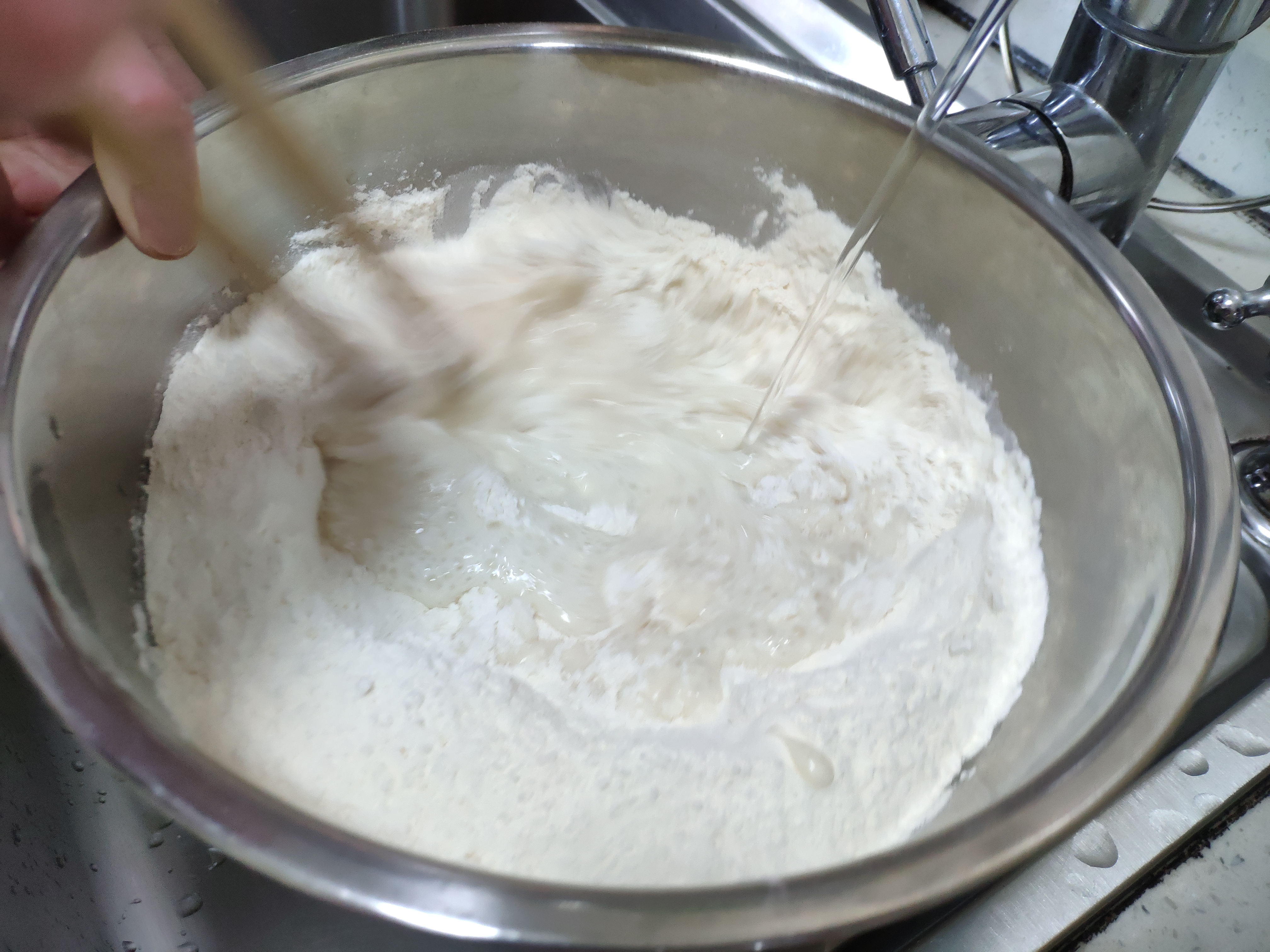 做凉皮用电动打蛋器打面行吗,打蛋机做凉皮