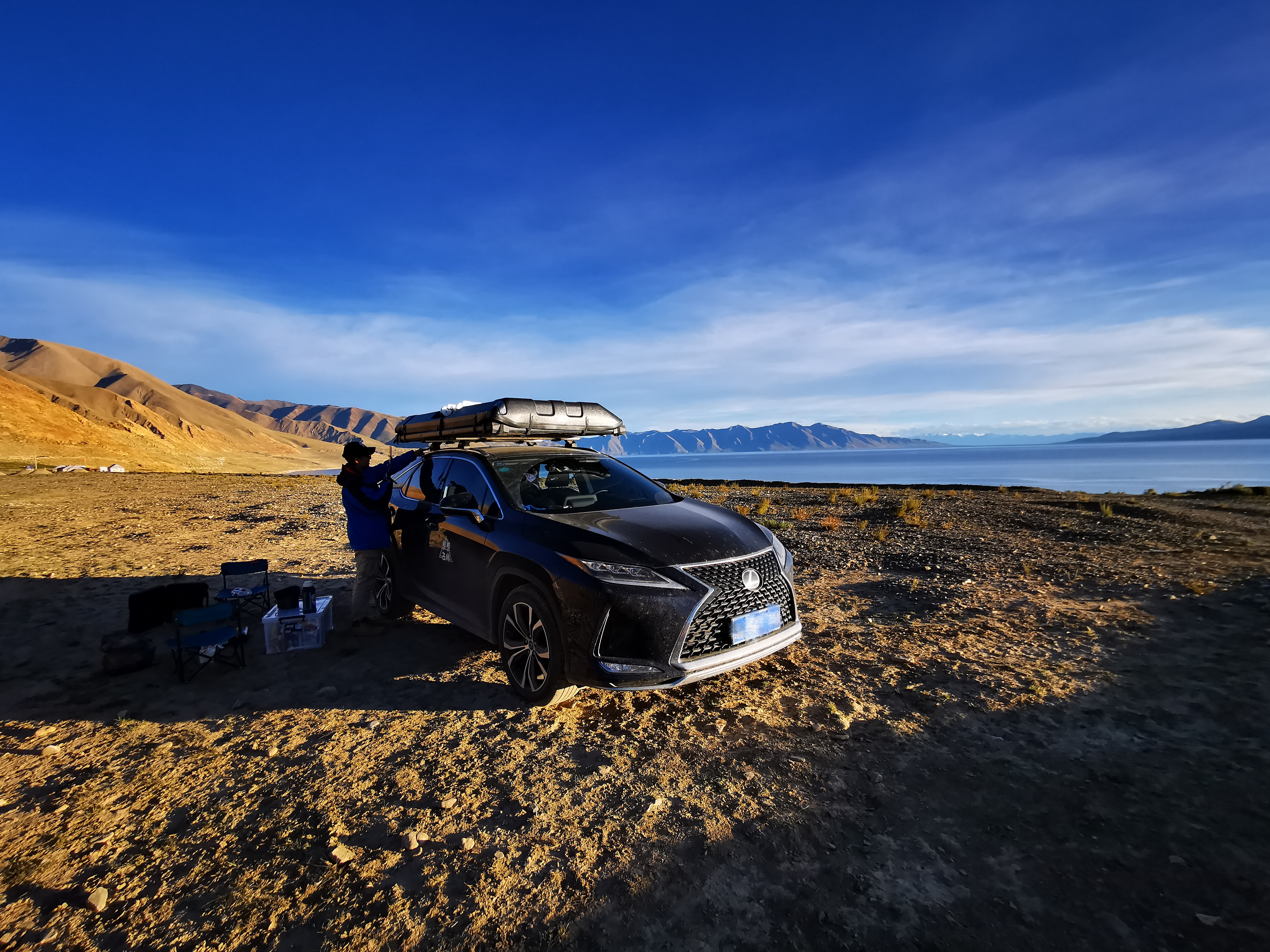 车顶帐篷在夏季的真实体验,4000的车顶帐篷