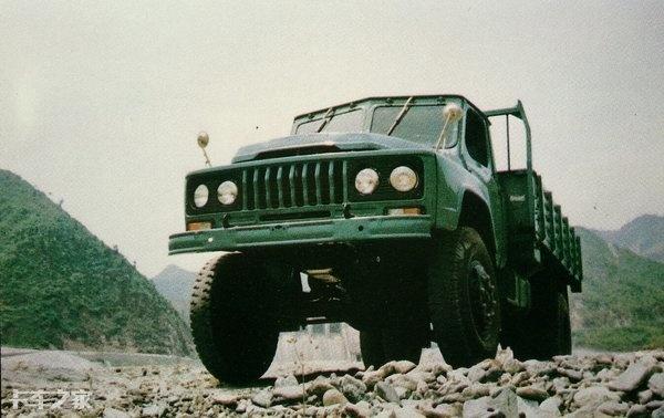 满满的回忆我们还记得吗,满满的是回忆老解放车