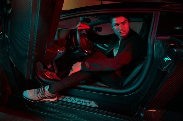 足球与运动图片,足球与时尚配图