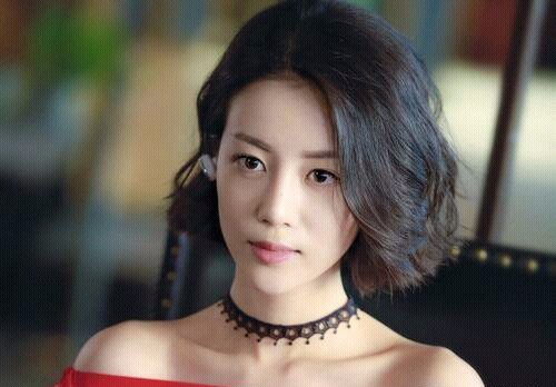 杨幂的公司签了好多有实力的美女,杨幂公司旗下的4位美女演员