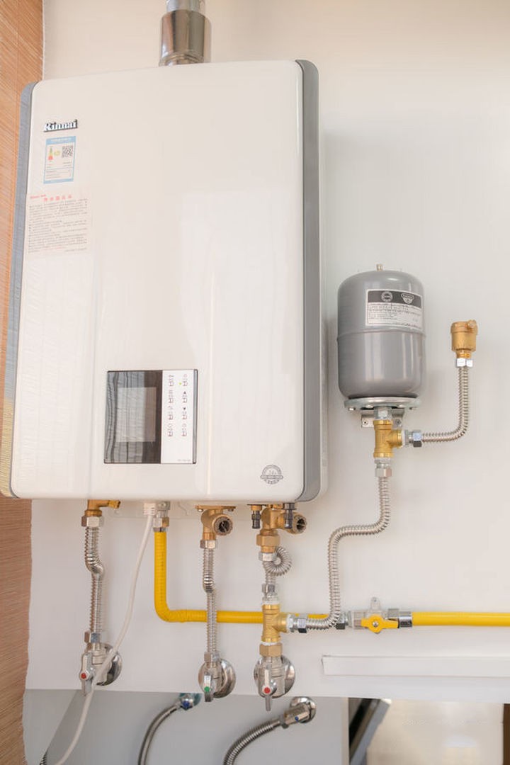 电热水器和燃气热水器怎么选,电热水器与燃气热水器要怎样选