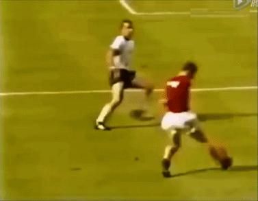 于汉超踢足球,于汉超打申花视频