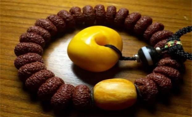 滴血莲花菩提怎么盘,什么是滴血莲花菩提怎么盘玩