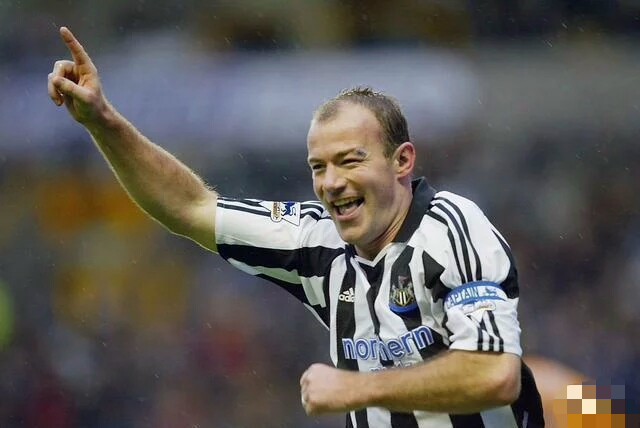 把普通球队带成劲旅的6个男人，其中一人的球衣被俱乐部永久封存