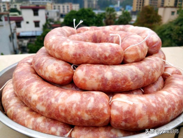 制作腊肠放多少盐,自制腊肠一斤肉几斤盐