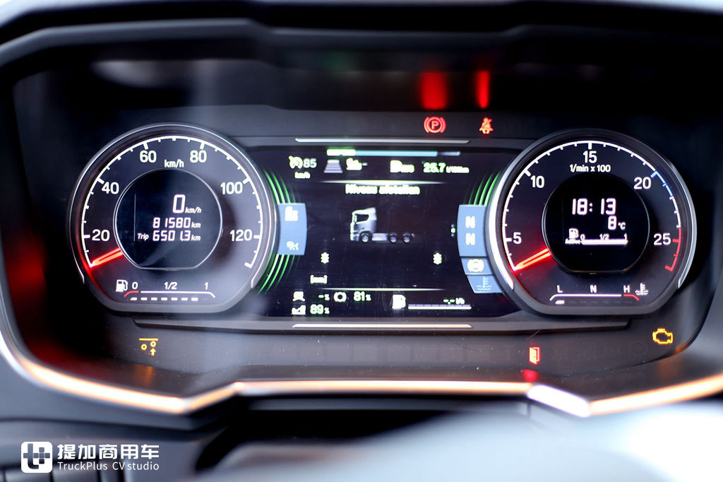 沃尔沃奔驰斯堪尼亚哪个好,奔驰沃尔沃斯堪尼亚卡车哪个更好