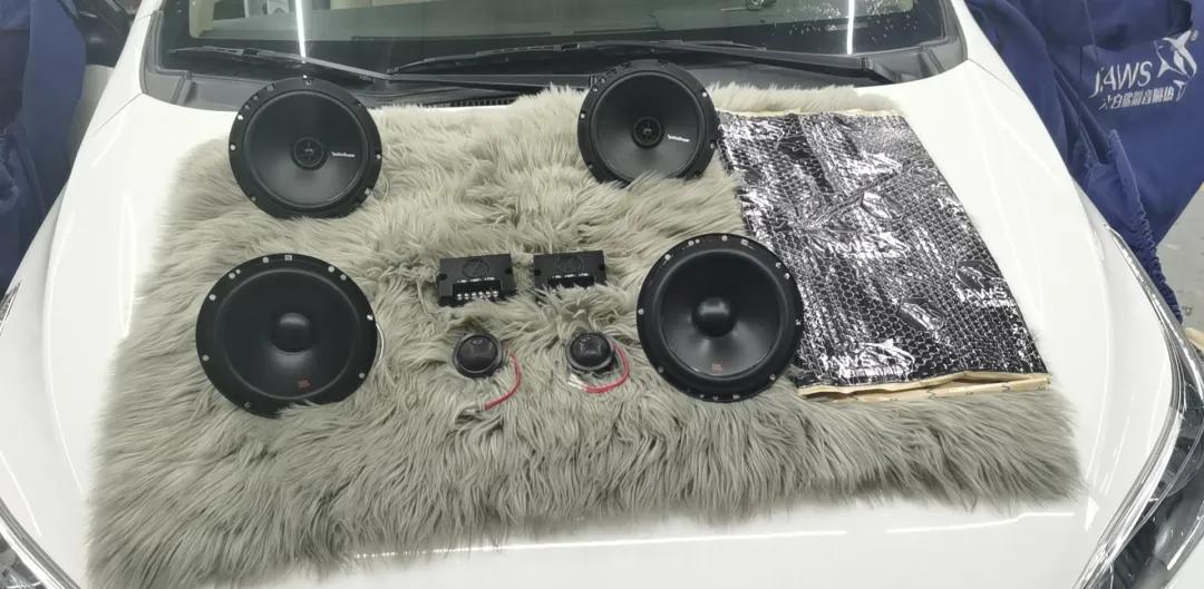 致炫jbl喇叭,致炫改jbl