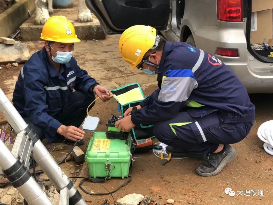 党员们投身抗疫一线,七旬老党员主动请缨投身抗疫一线