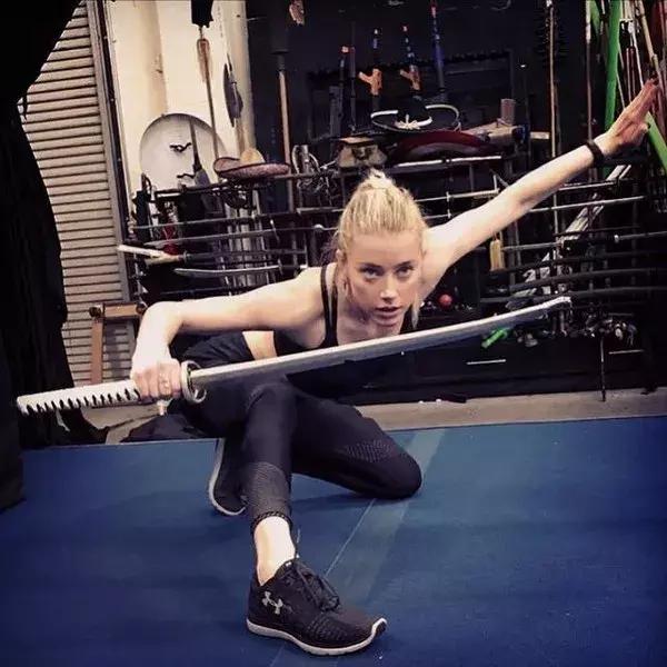 海王湄拉写真,海王湄拉剧照曝光