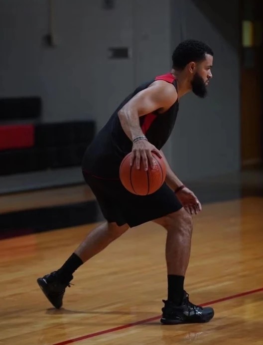 LBJ19、KT7全面升级！今年实战王者究竟会是谁？