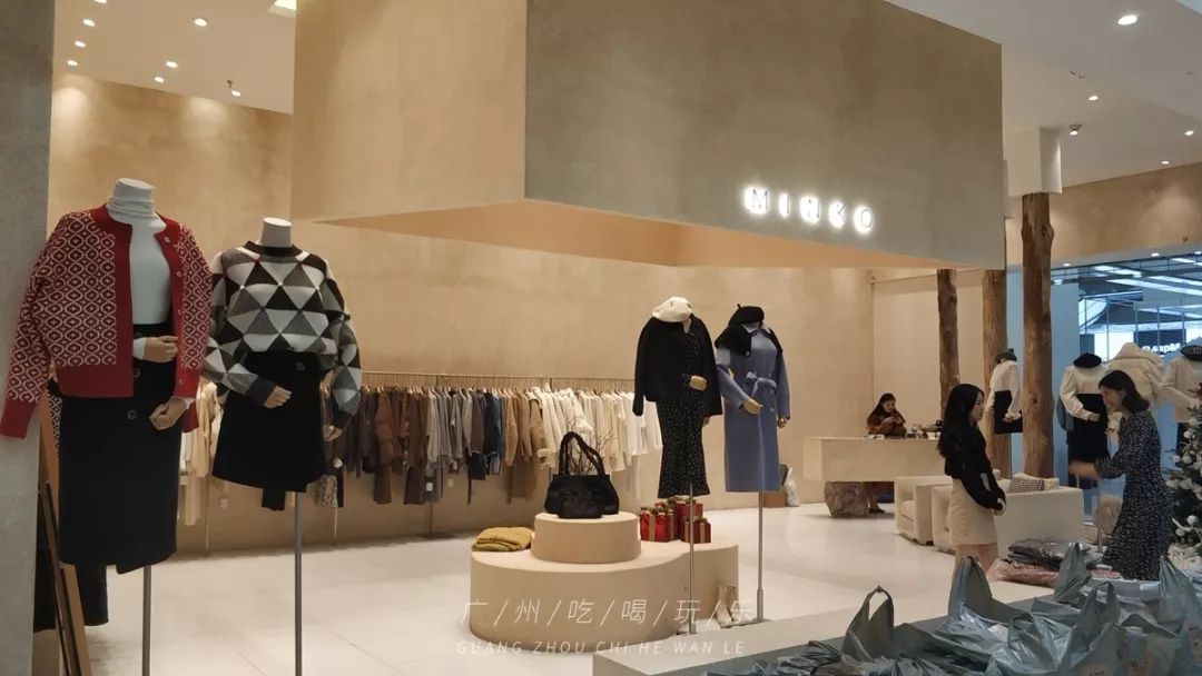 韩国东大门档口服装批发市场图片,韩国东大门服装批发有几个大楼