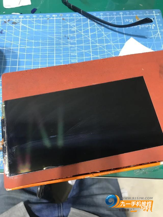 荣耀v10外屏玻璃更换教程,荣耀v10外屏更换教程