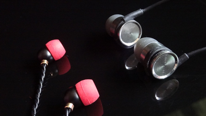 巫·潘多拉入耳式女性耳机适合睡眠时佩戴的耳机