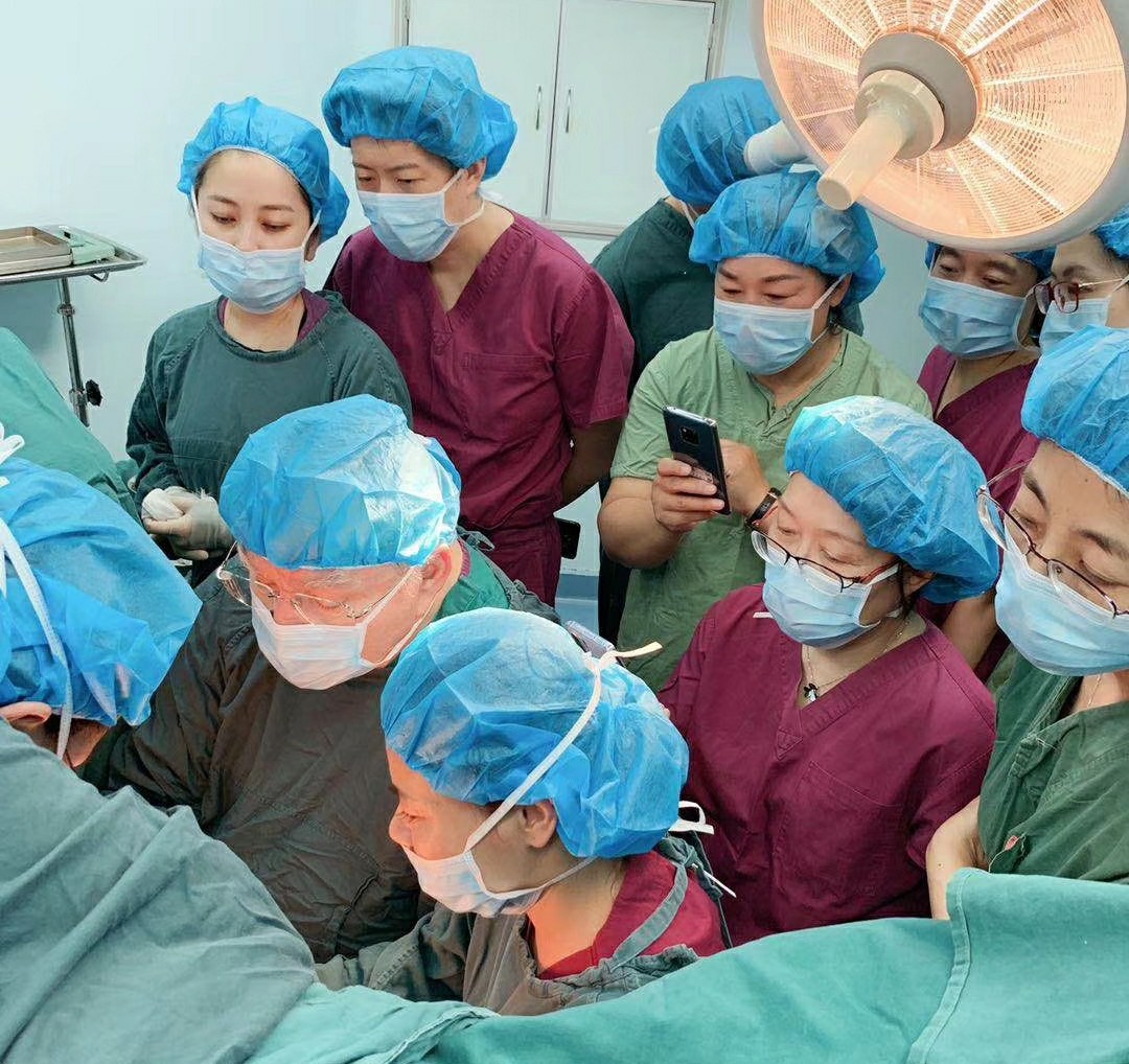 这病女性难以启齿,中老年难堪!中德专家聚首沈阳四院,破解难题