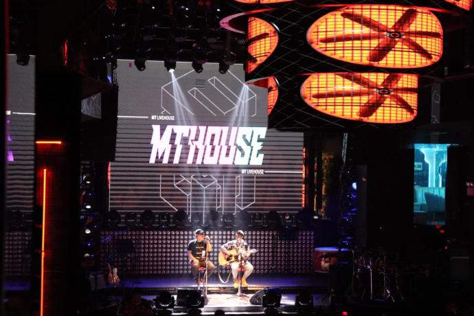 mtlivehouse世纪金源店,晚上不想回家想和男朋友住怎么办