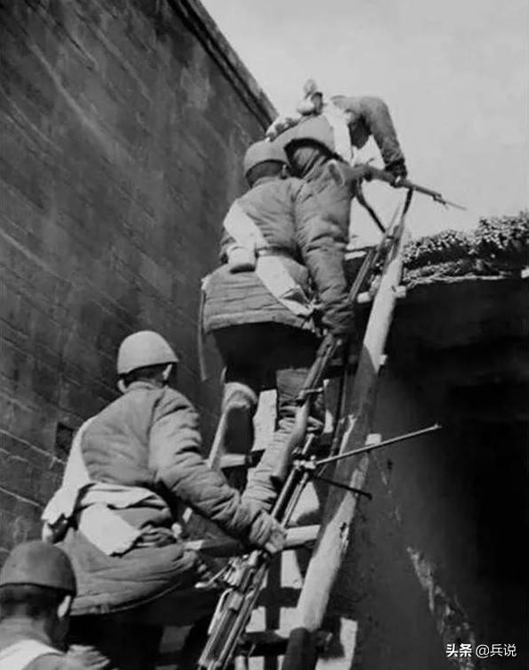 贺龙中了日军“圈套”却不慌，收复7座县城，打出八路军威风